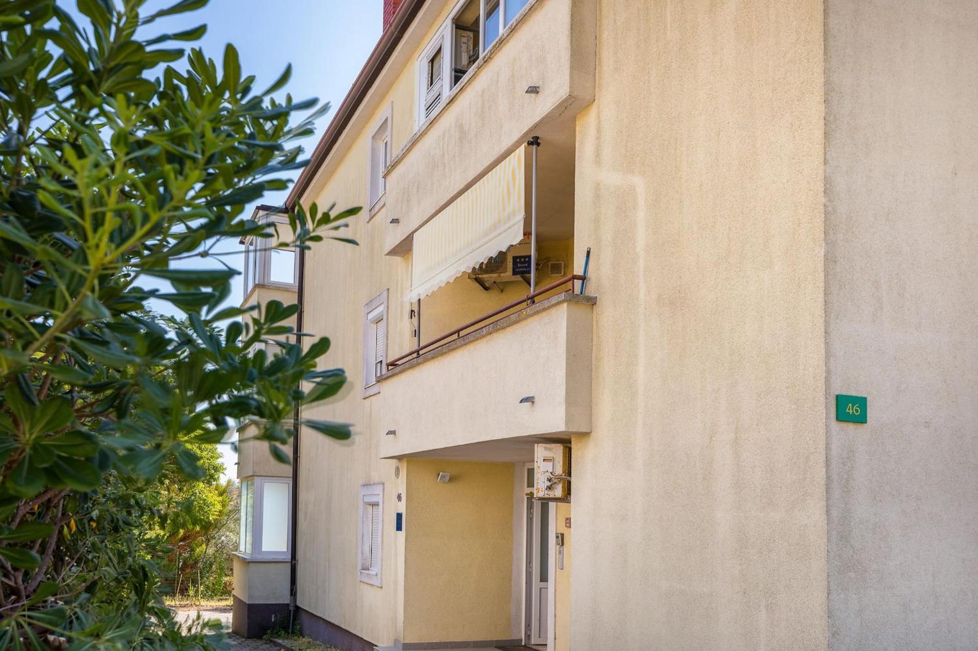 Apartment Stellina Stinjan Exterior photo